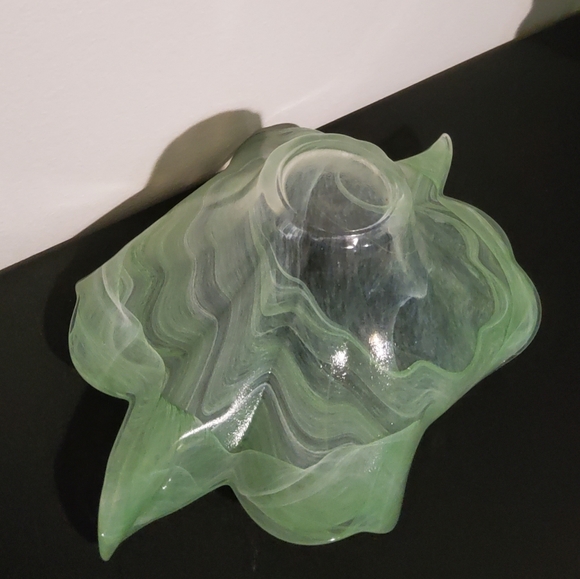 Vintage Hand Blown Glass Bowl - Picture 5 of 6